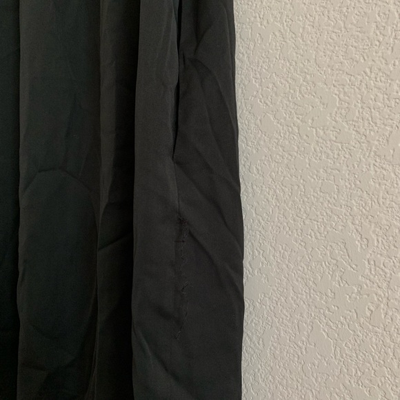 ‼️LAST CHANCE‼️NWT Black Off-the-Shoulder Dress - Picture 3 of 4